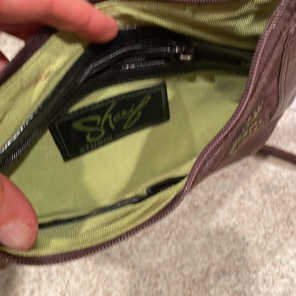 Sharif Studio Crossbody - Picture 7 of 9